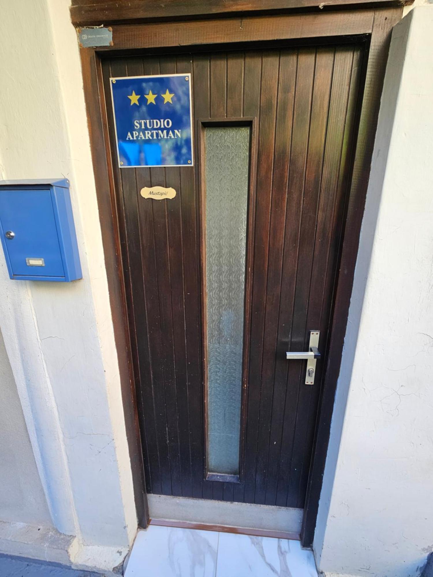 Apartamento Morska Postelja - Sea Bed Omiš Exterior foto